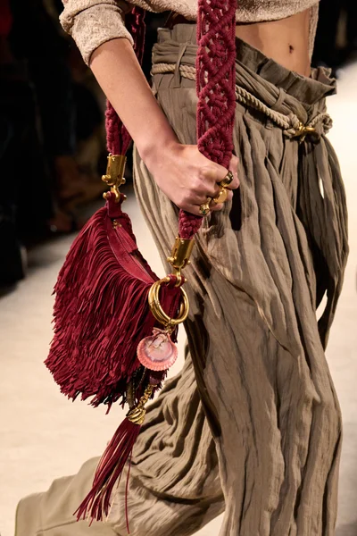 Look 37